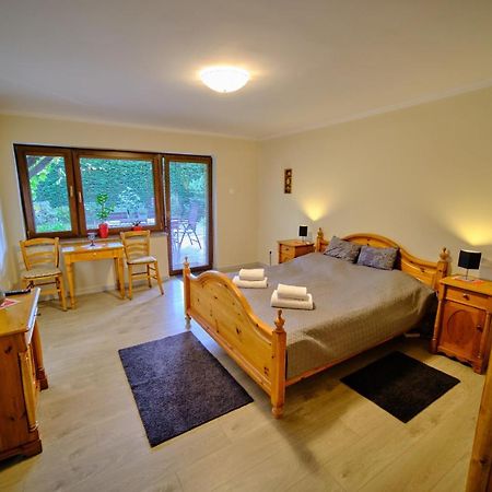 Apartament Przy Beczce 코바리 외부 사진